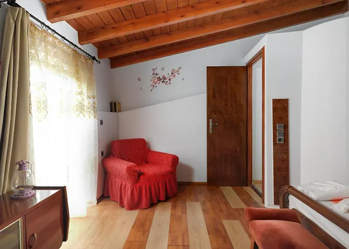 Matzi House Дом отдыха Ханья